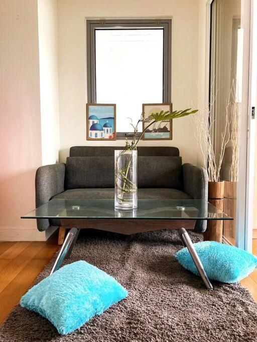 Acqua Private Residence Livingstone Tower Condo Unit With Free Wifi Manila Esterno foto