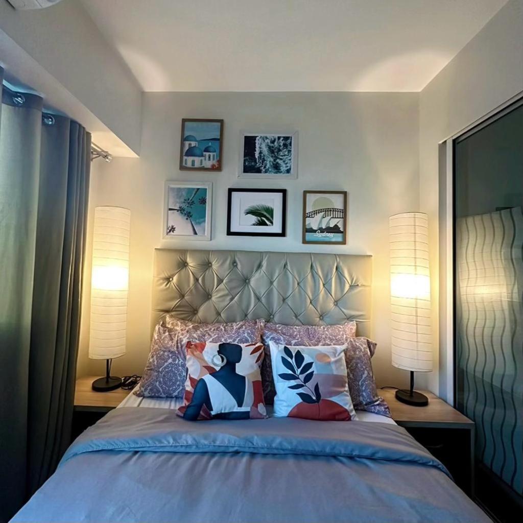 Acqua Private Residence Livingstone Tower Condo Unit With Free Wifi Manila Esterno foto